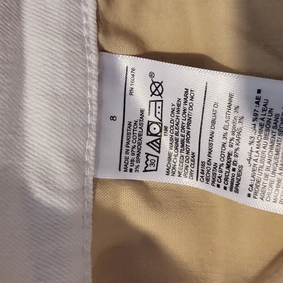 White Jean shorts - Picture 3 of 3